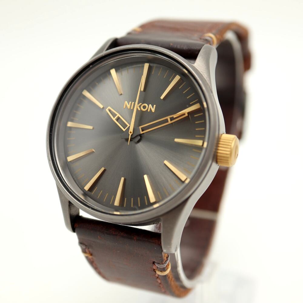 Nixon The Sentry 38 Gunmetal Gold Tone 38mm Watch Brown Leather w New Battery
